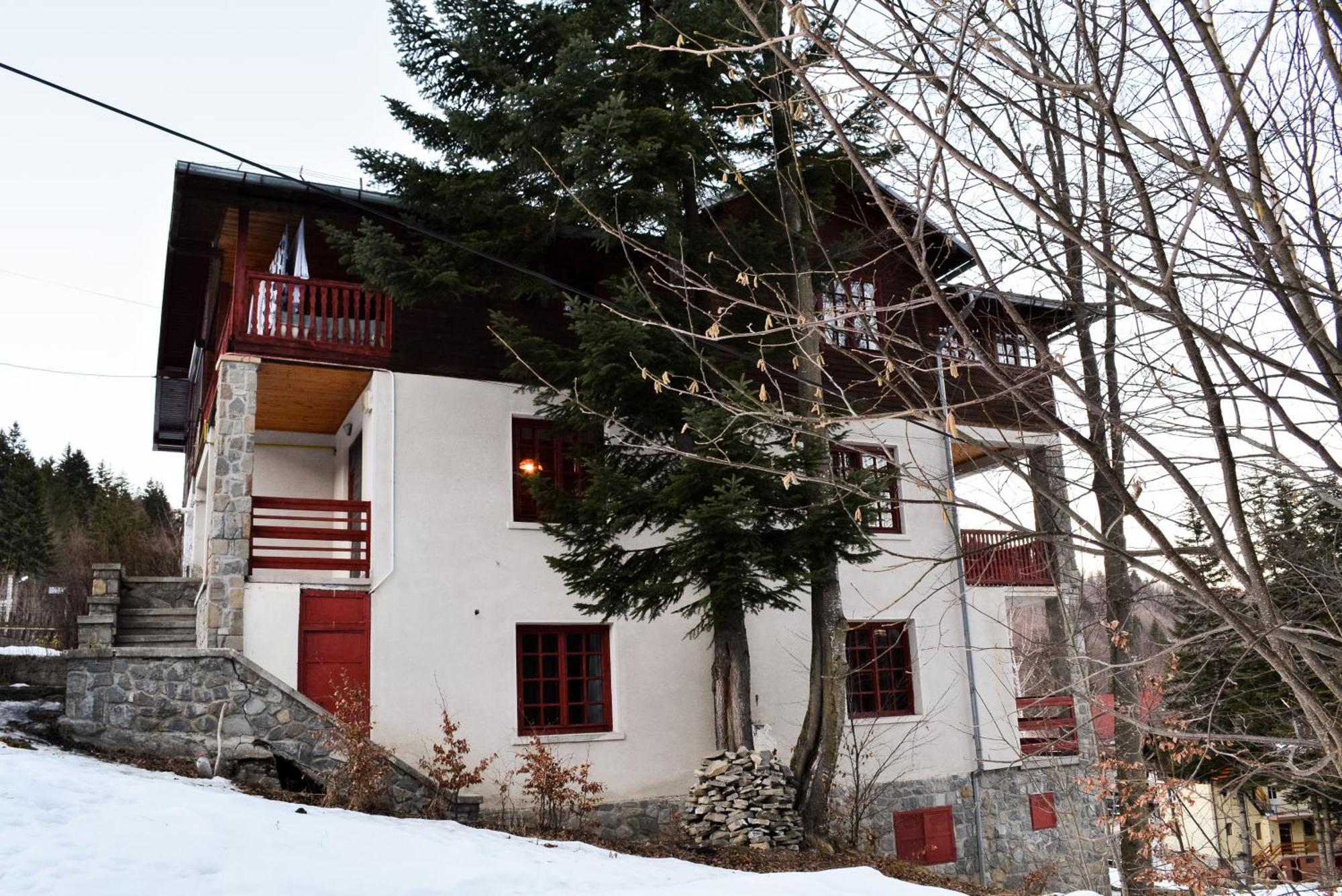 Grandpa'S Hidden Crib, 6 Bedroom, Pet Friendly Sinaia Luaran gambar